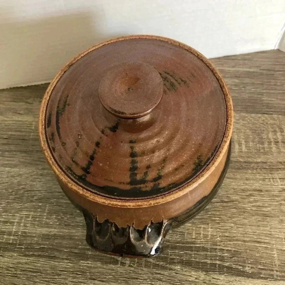 HOST PICK!  Vtg Hand Made Pottery Piece - Picture 9 of 12